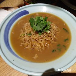 （老坛酸菜做酸菜鱼还可怎么吃）" 家中自制淹酸菜的老坛如何制做